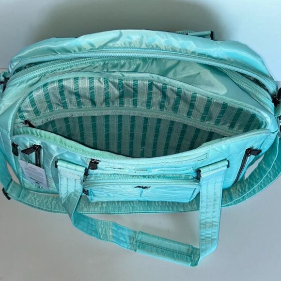 Lug Propeller 2 Overnight Bag Aquamarine Pastel Blue/Green - Picture 12 of 16